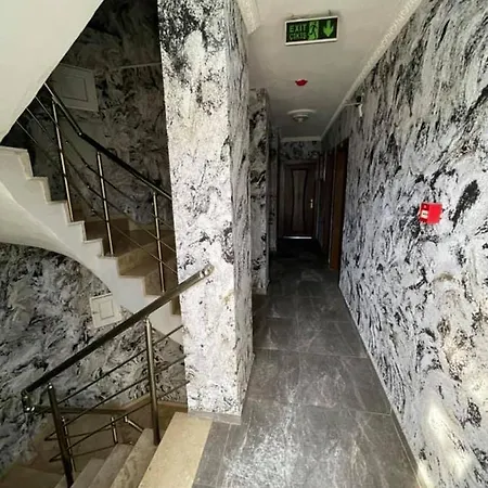 Hotel Oezguer 3*