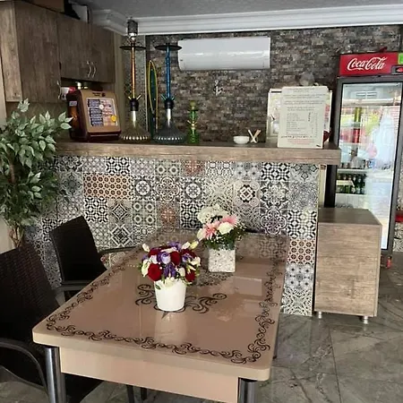 Oezguer 3* Antalya