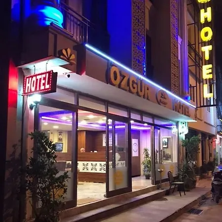 Oezguer 3* Antalya